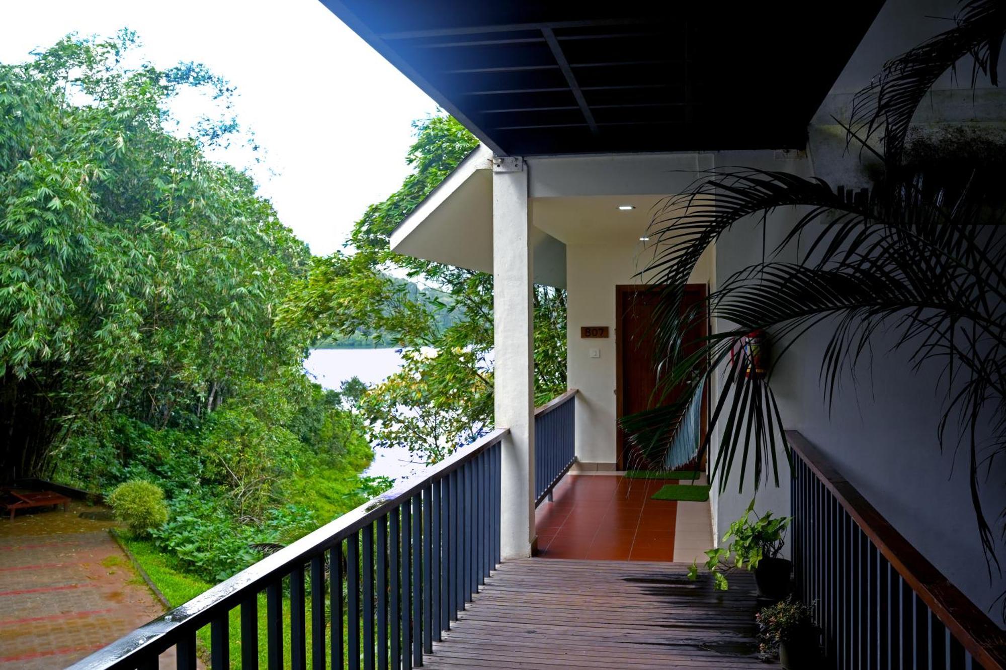 Wayanad Silverwoods Forest Resort & Spa Padinjarathara Ngoại thất bức ảnh